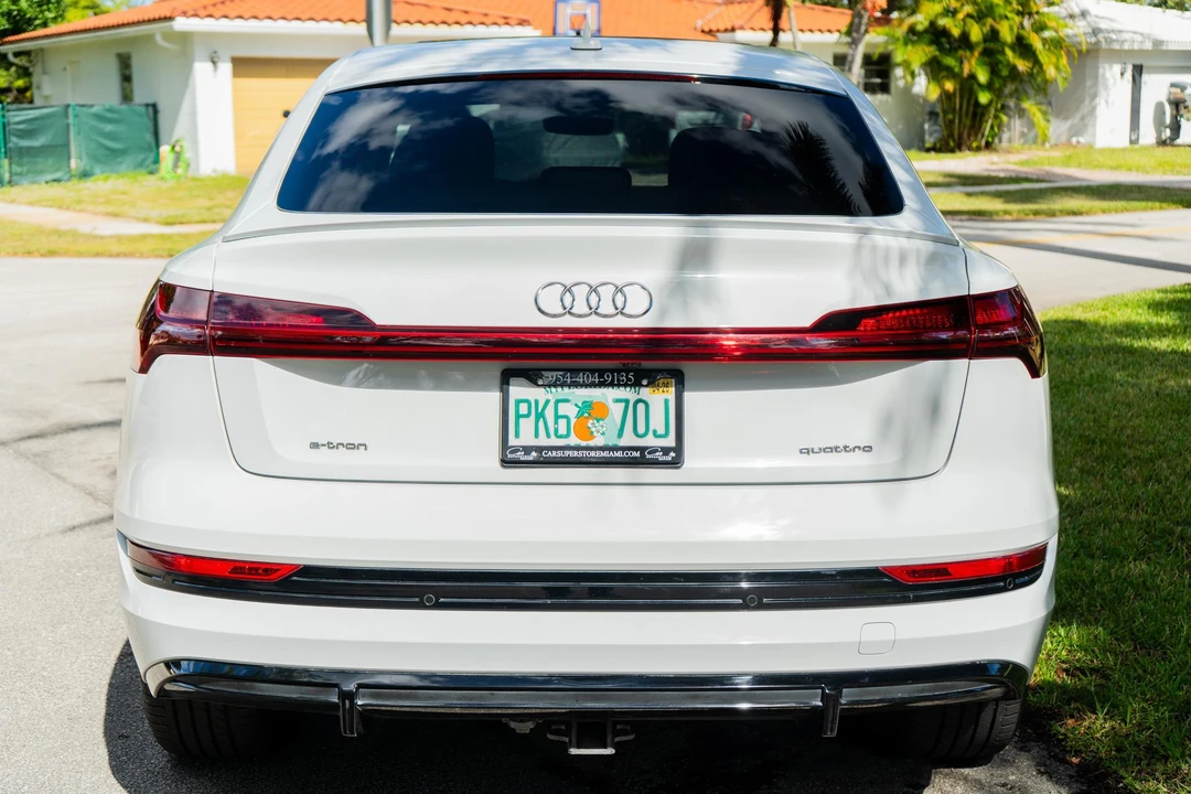 2021 Audi e-tron - Image 5 of 31