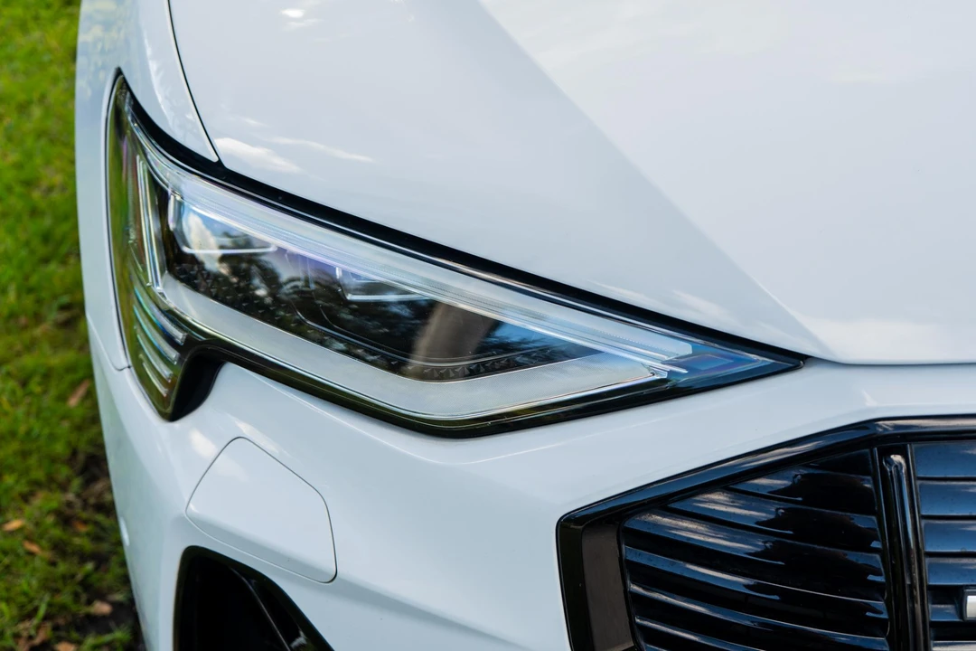 2021 Audi e-tron - Image 11 of 31