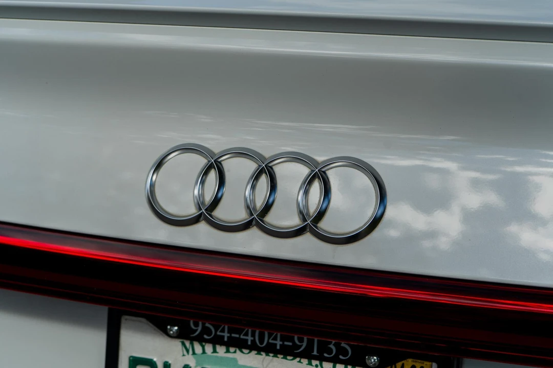 2021 Audi e-tron - Image 21 of 31