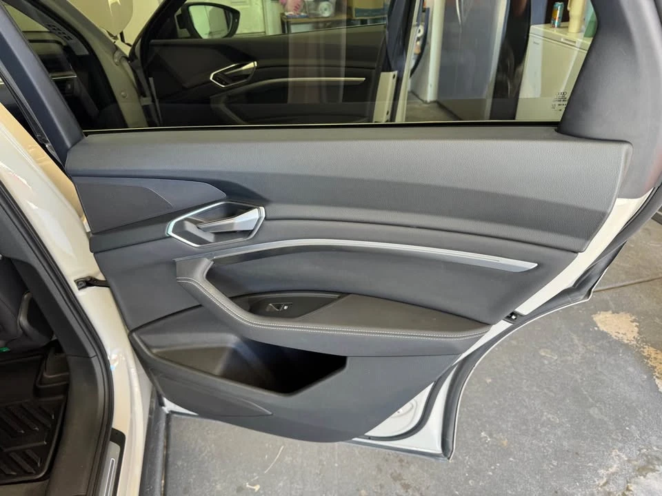 2021 Audi e-tron - Image 9 of 20