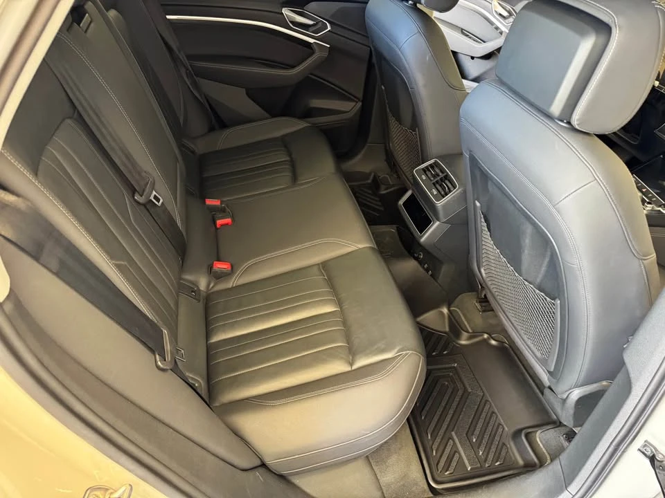 2021 Audi e-tron - Image 10 of 20