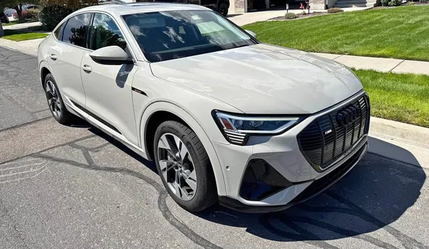 2021 Audi e-tron Sportback Premium