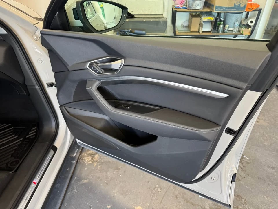2021 Audi e-tron - Image 8 of 20