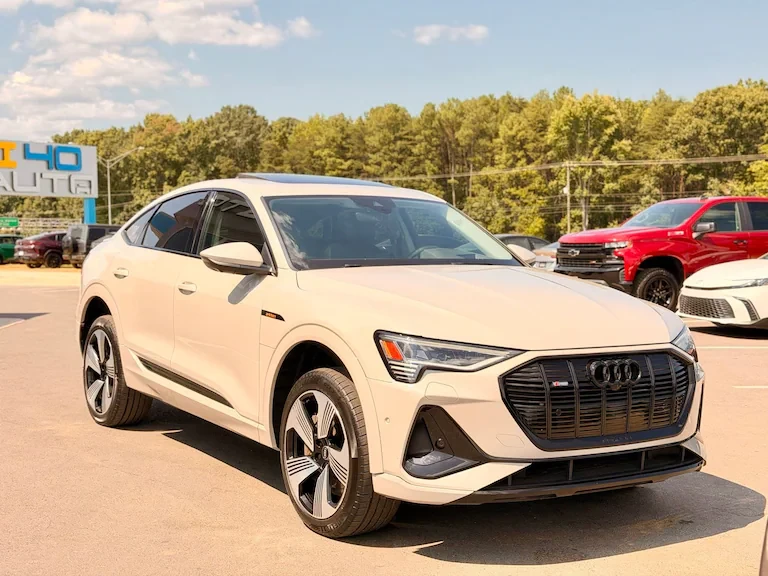 2021 Audi e-tron - Image 3 of 20