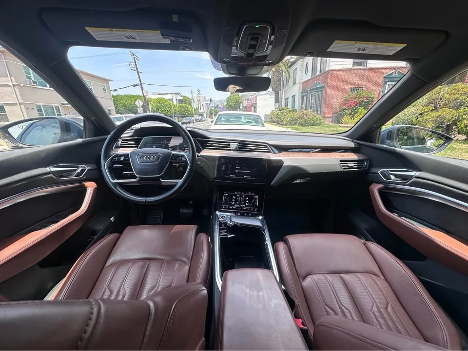 2021 Audi e-tron - Image 14 of 17