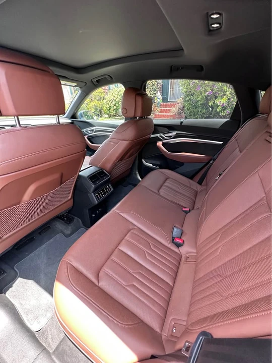 2021 Audi e-tron - Image 15 of 17