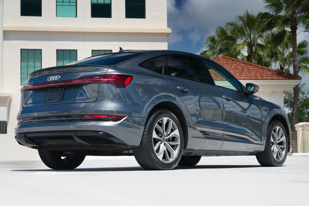 2021 Audi e-tron - Image 22 of 31