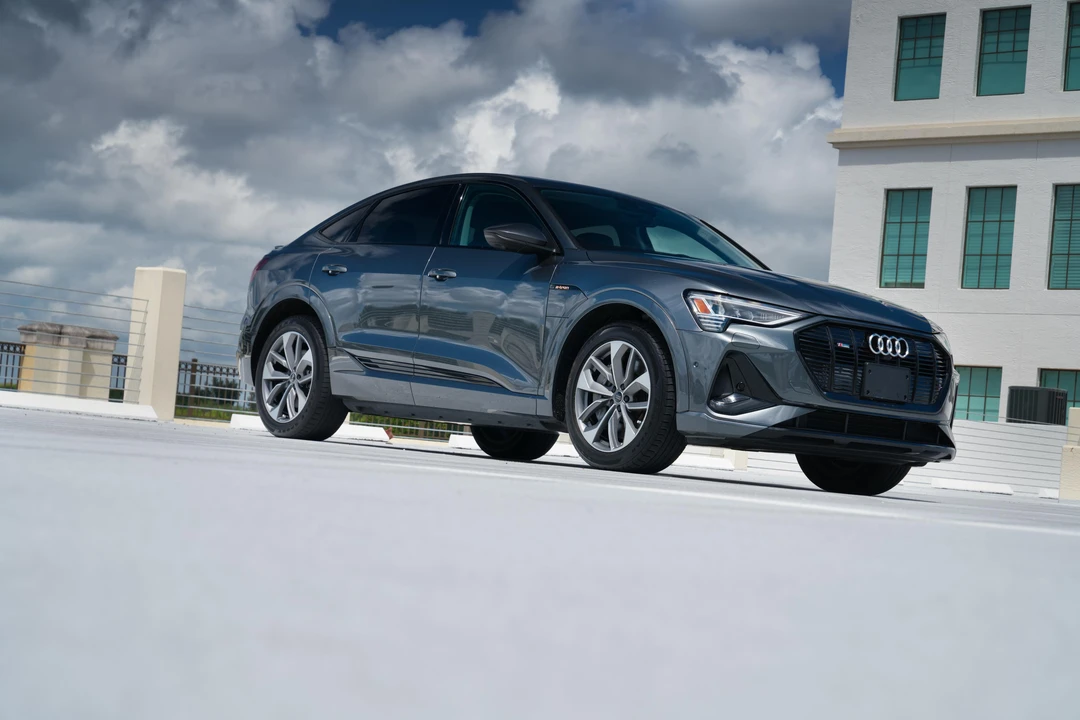 2021 Audi e-tron - Image 28 of 31