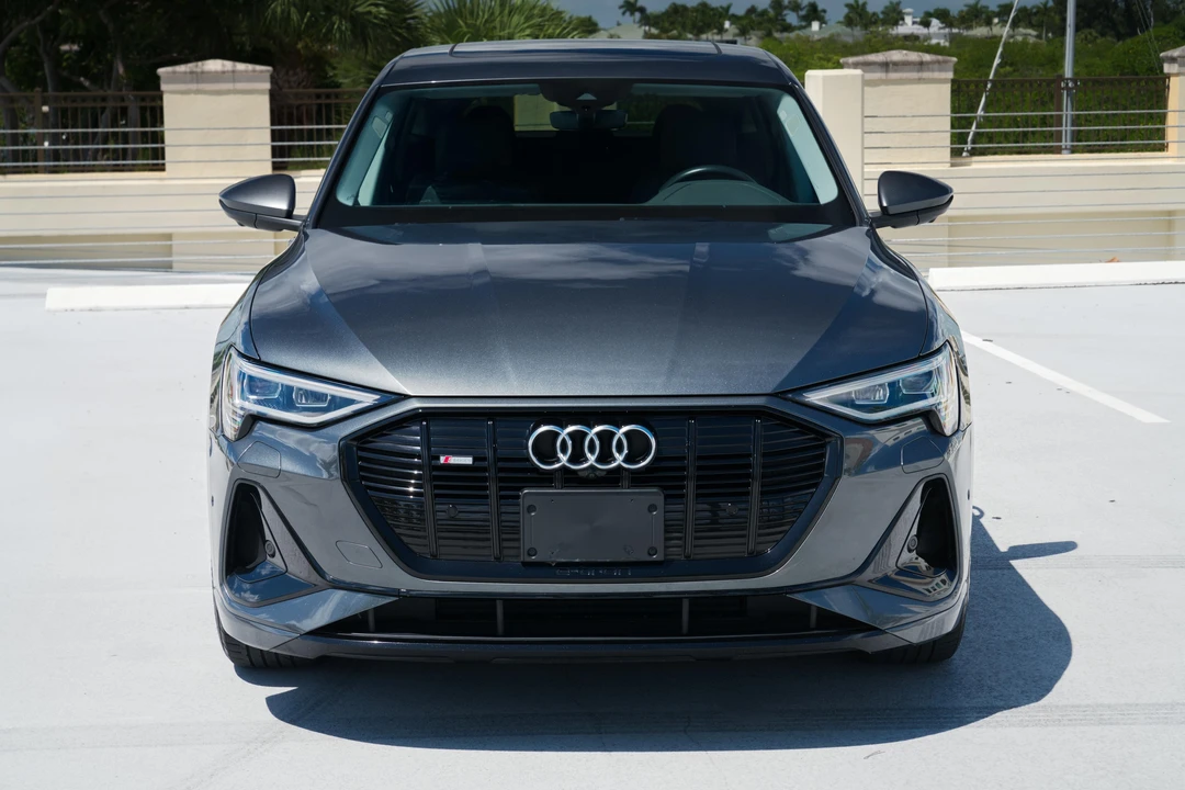 2021 Audi e-tron - Image 7 of 31