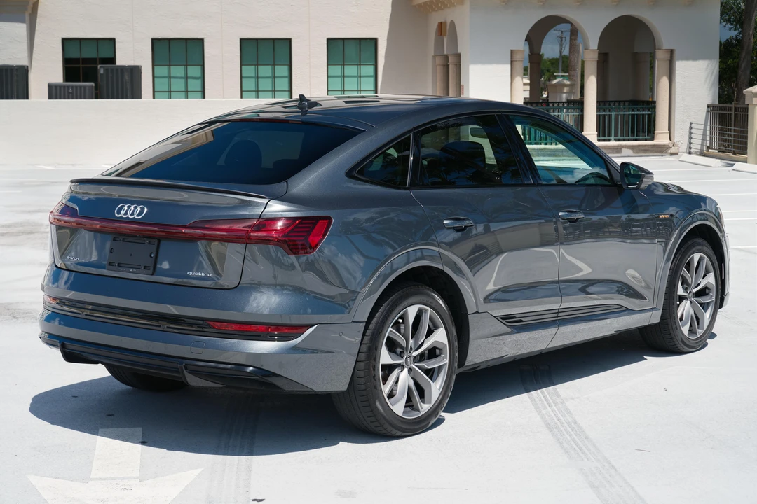 2021 Audi e-tron - Image 21 of 31