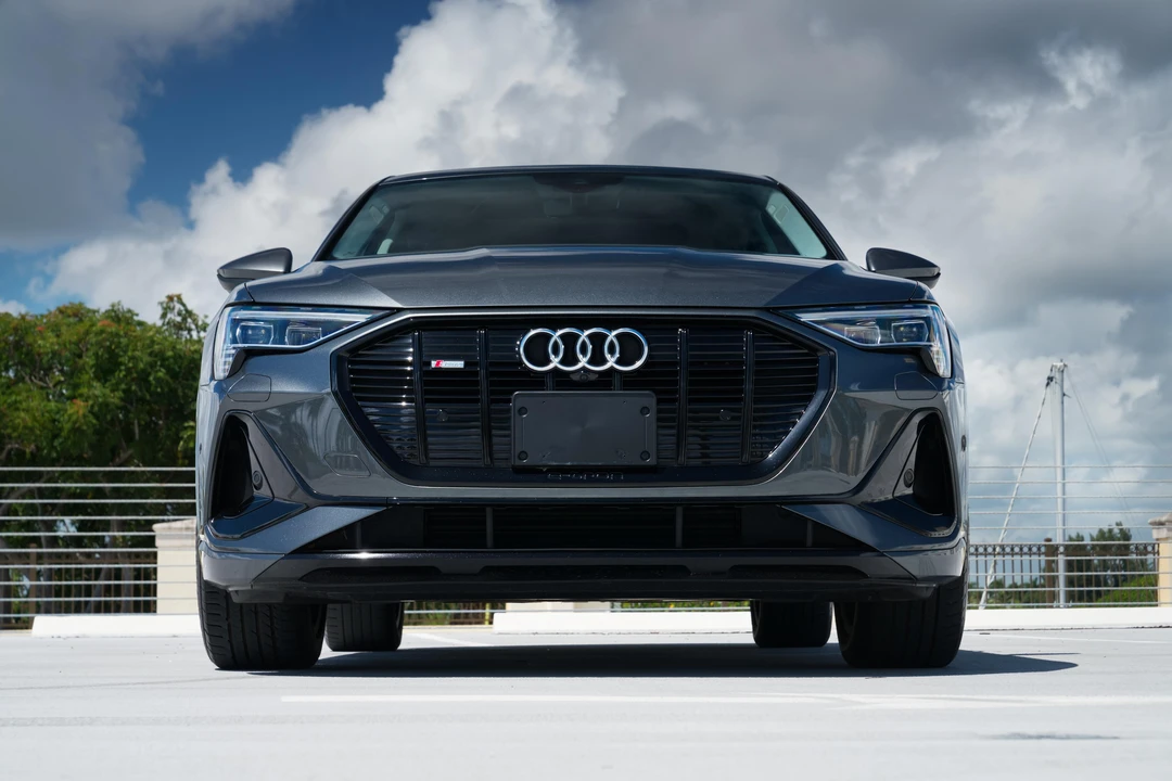 2021 Audi e-tron - Image 6 of 31