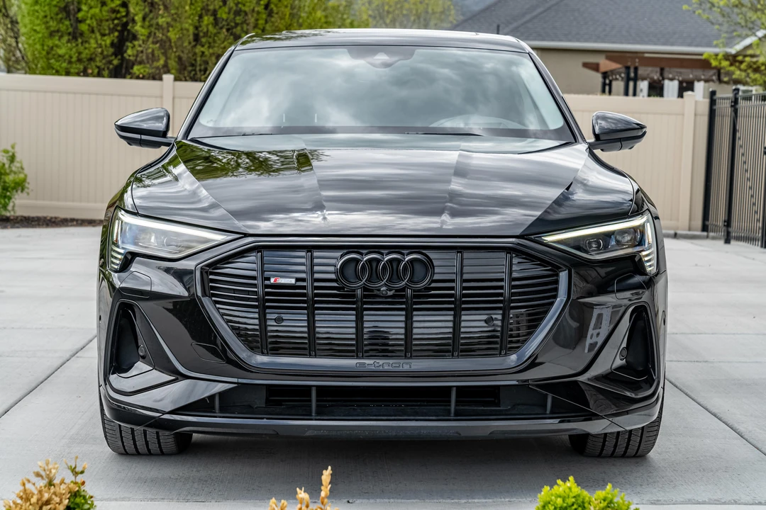 2021 Audi e-tron GT - Image 6 of 31