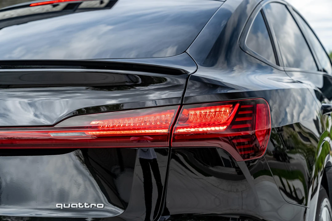 2021 Audi e-tron GT - Image 31 of 31