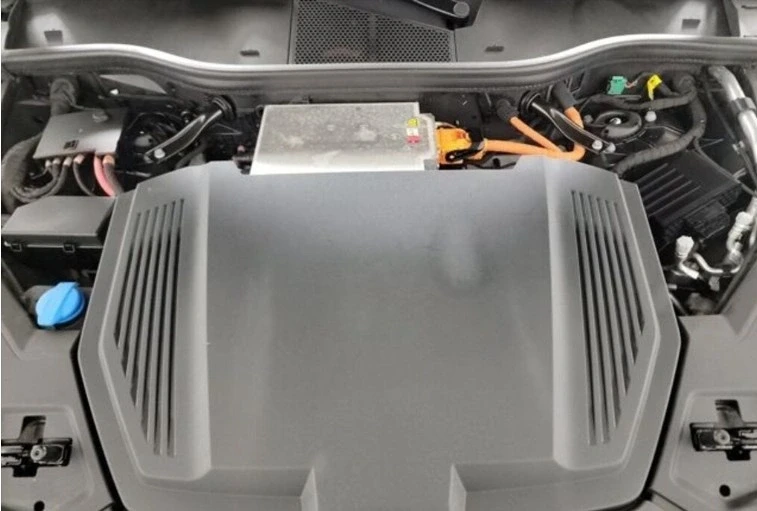 2021 Audi e-tron GT - Image 11 of 13