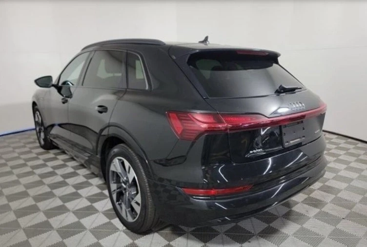 2021 Audi e-tron GT - Image 5 of 13