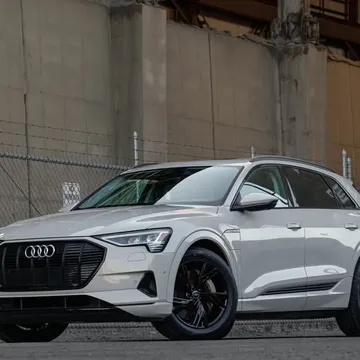 2021 Audi e-tron Premium