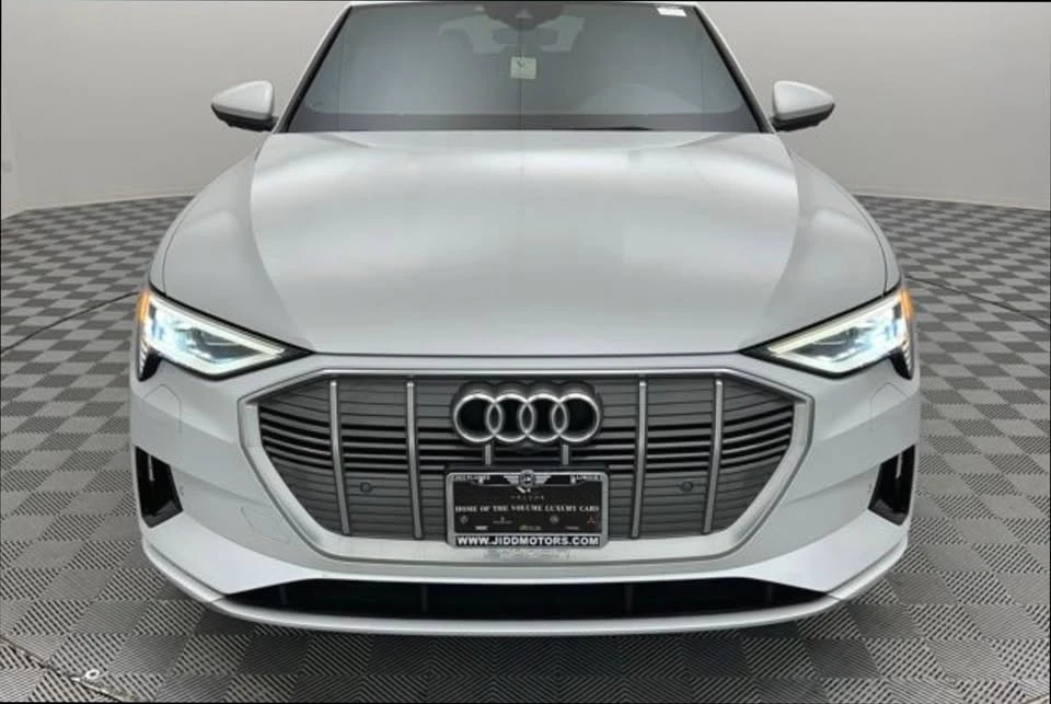 2021 Audi Q4 e-tron - Image 2 of 5