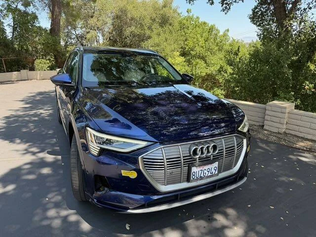2021 Audi e-tron - Image 4 of 10