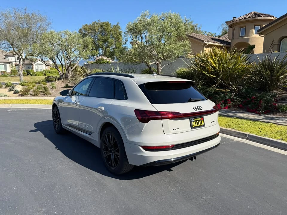 2021 Audi e-tron - Image 5 of 20