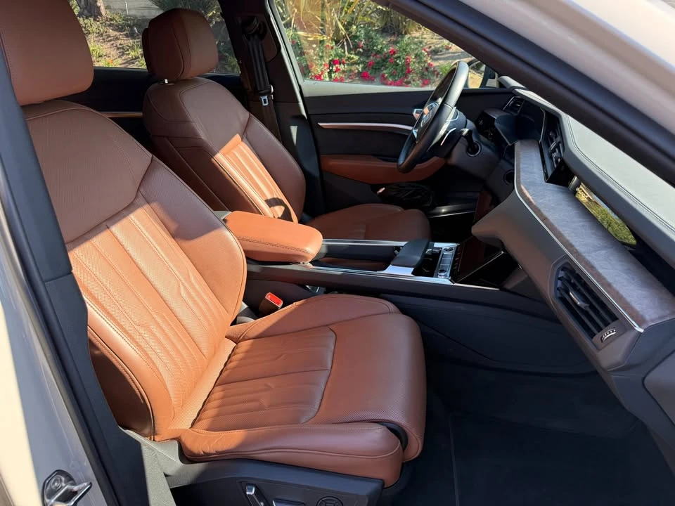 2021 Audi e-tron - Image 14 of 20