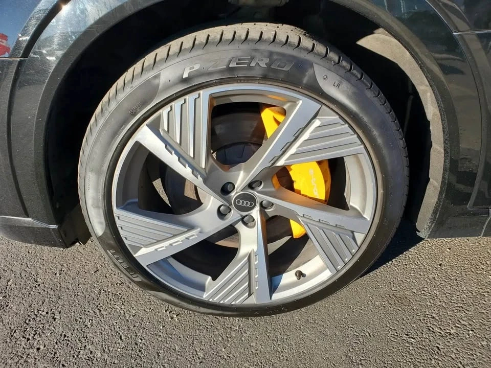 2021 Audi e-tron - Image 5 of 12