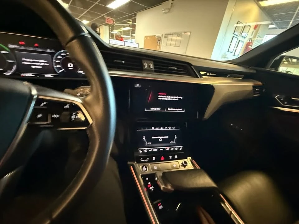 2021 Audi e-tron - Image 7 of 20
