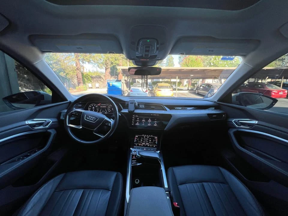 2021 Audi e-tron - Image 9 of 9