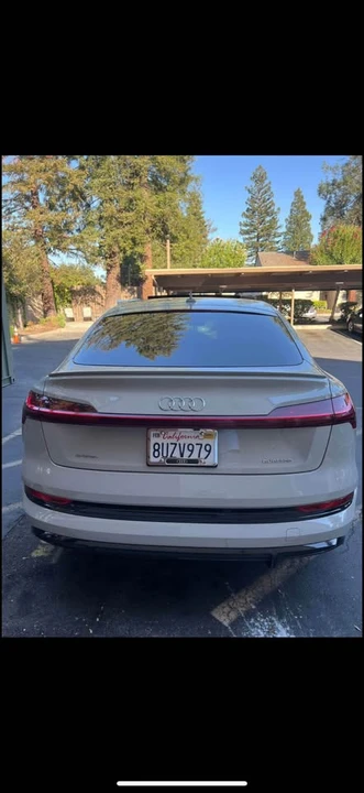 2021 Audi e-tron - Image 6 of 10