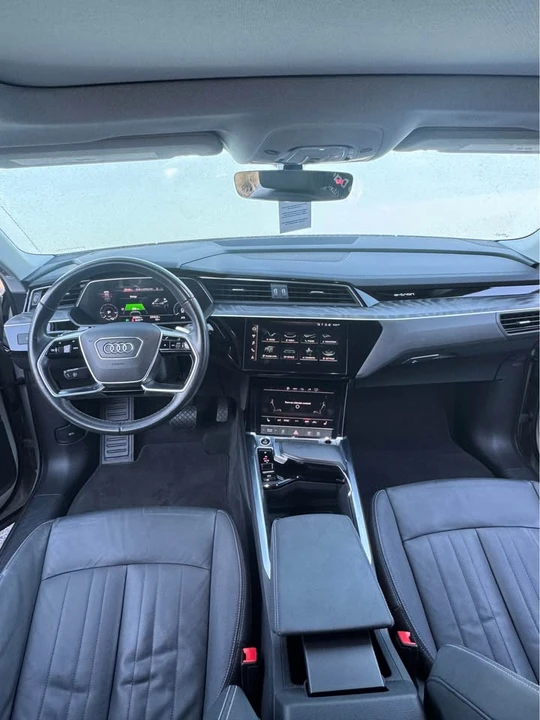 2021 Audi e-tron - Image 12 of 13