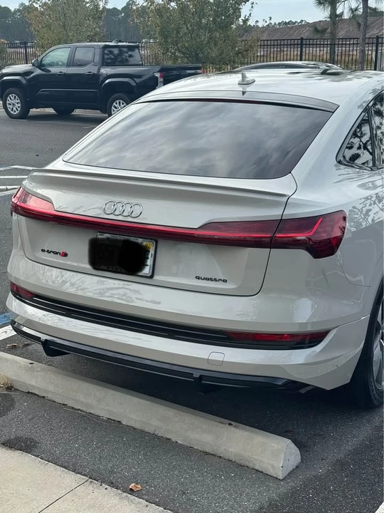 2021 Audi e-tron - Image 6 of 13