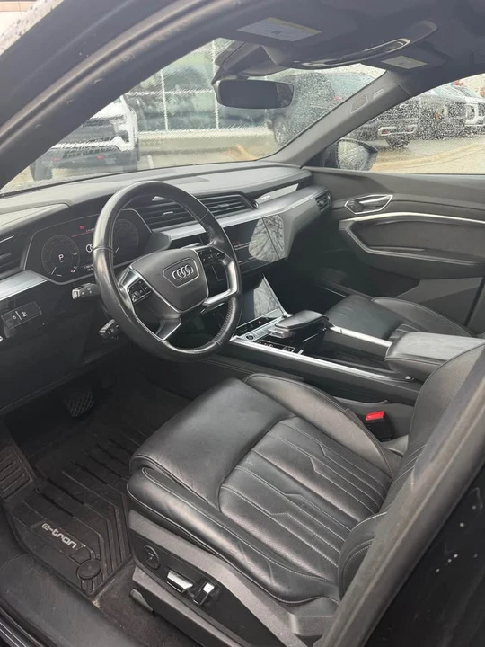 2021 Audi e-tron - Image 3 of 11
