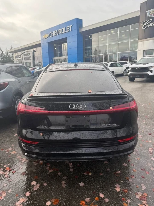 2021 Audi e-tron - Image 7 of 11