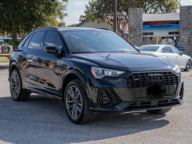 2021 Audi F3 Q3 - Image 2 of 9