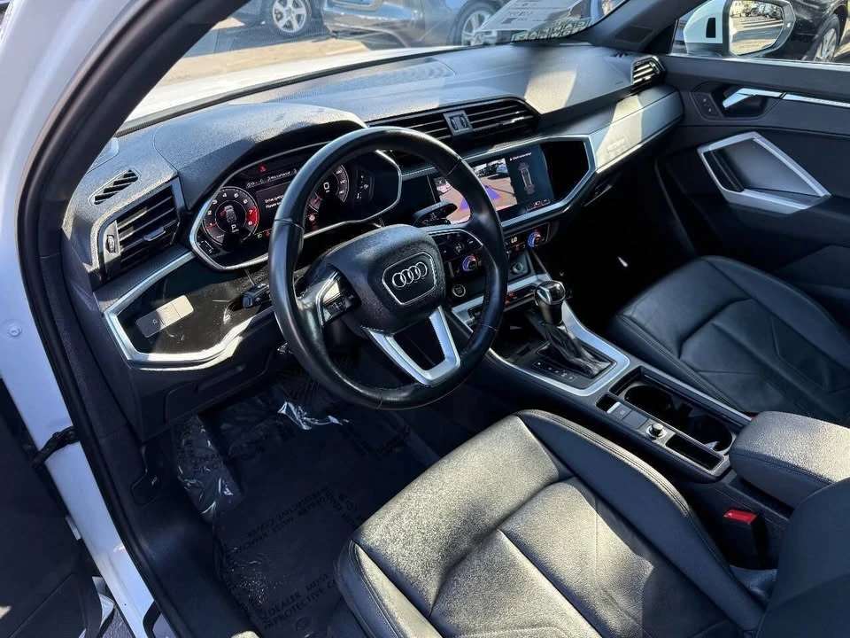 2021 Audi F3 Q3 - Image 8 of 19