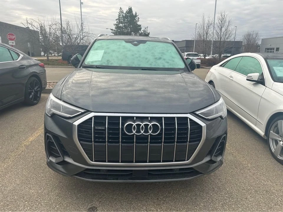 2021 Audi F3 Q3 - Image 2 of 14