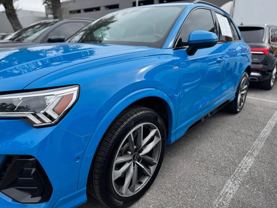 2021 Audi F3 Q3 - Image 2 of 11