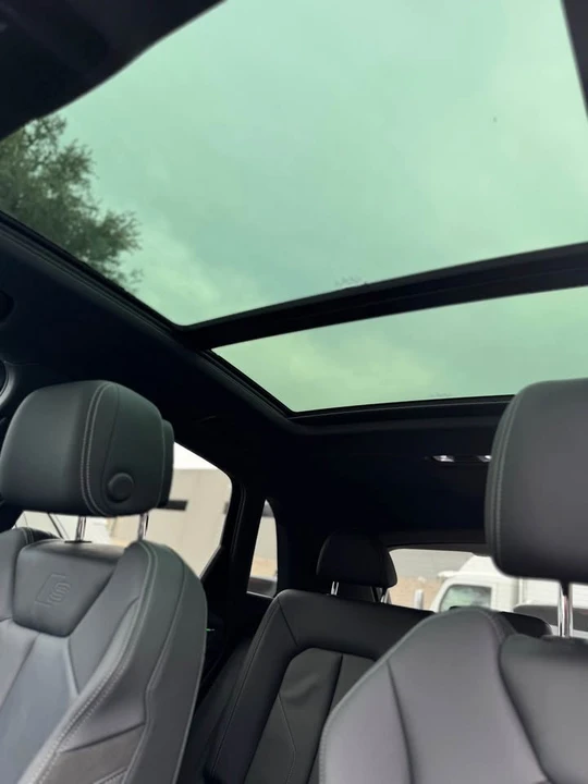 2021 Audi F3 Q3 - Image 8 of 11