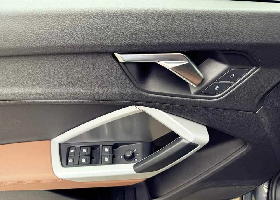2021 Audi F3 Q3 - Image 3 of 12