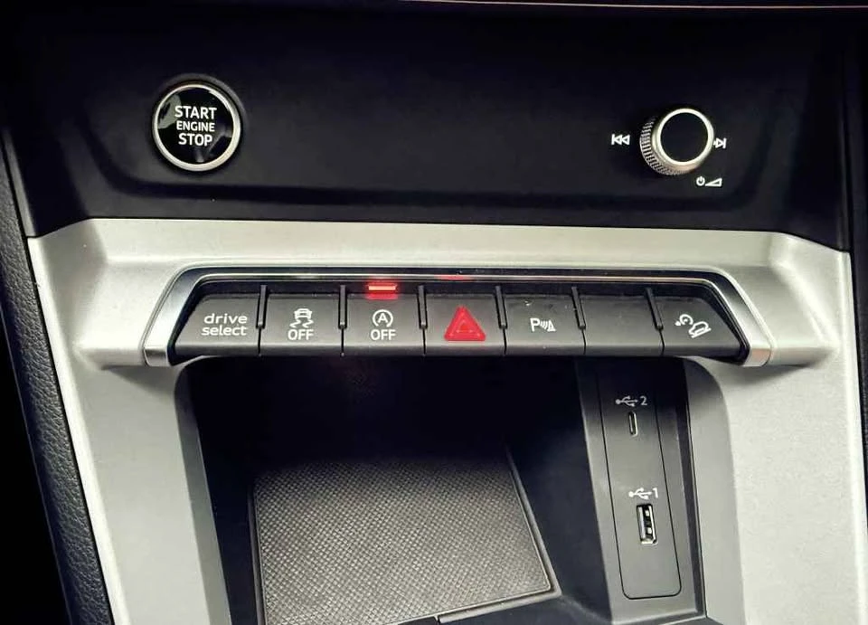 2021 Audi F3 Q3 - Image 9 of 12