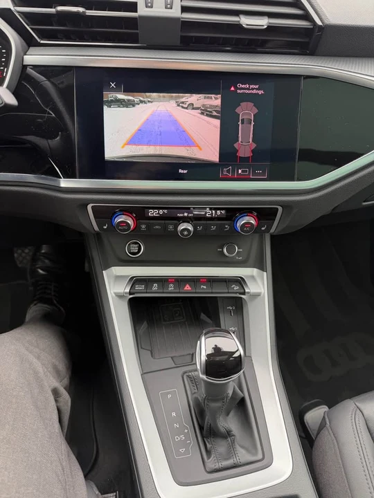 2021 Audi F3 Q3 - Image 11 of 13