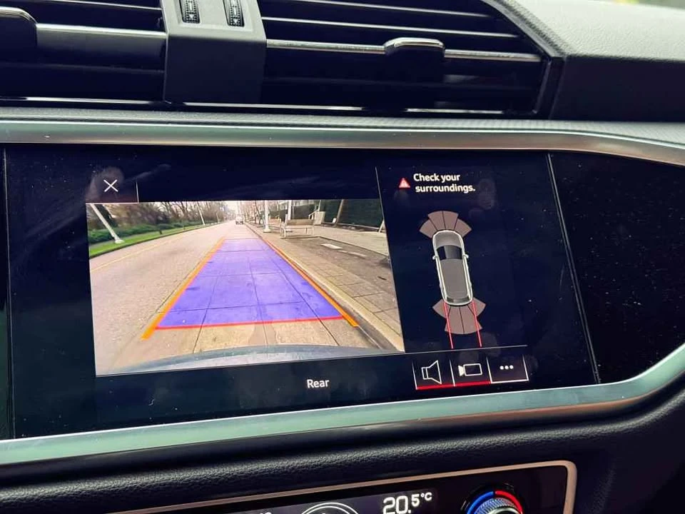 2021 Audi F3 Q3 - Image 10 of 12