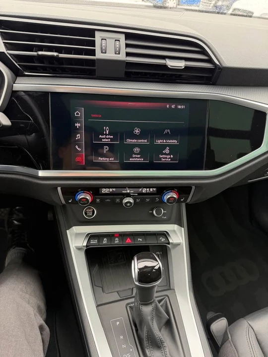 2021 Audi F3 Q3 - Image 10 of 13