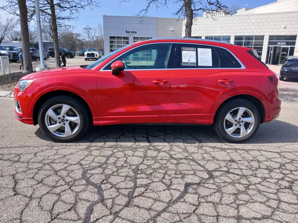 2021 Audi F3 Q3 - Image 3 of 12