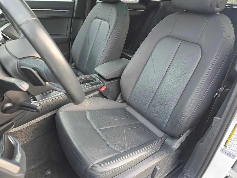 2021 Audi F3 Q3 - Image 3 of 11
