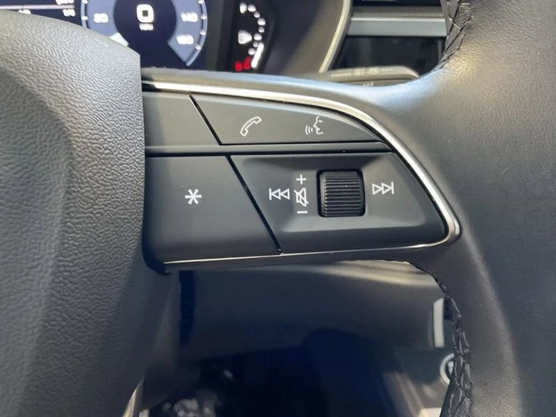 2021 Audi F3 Q3 - Image 12 of 17