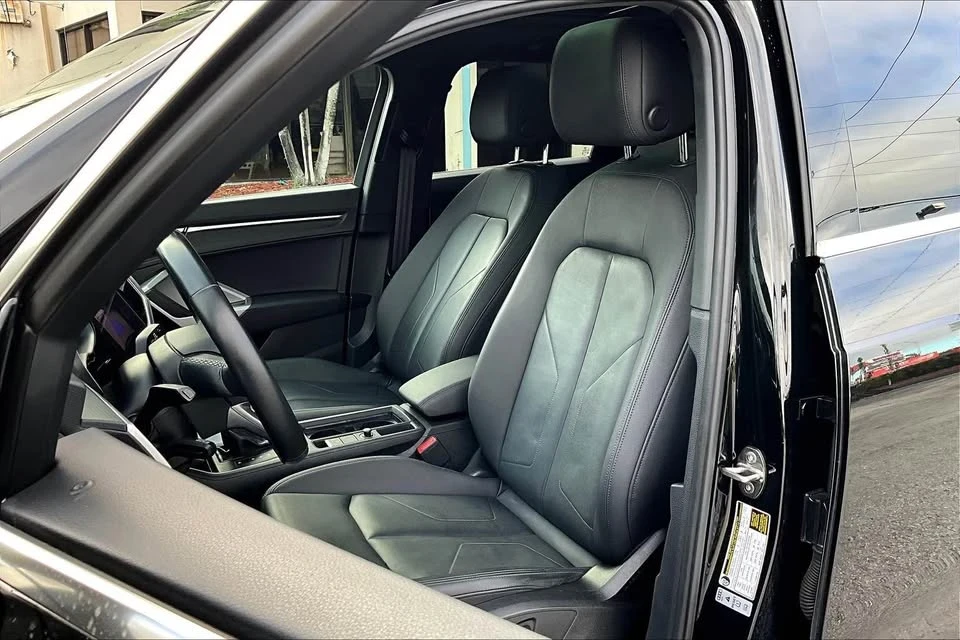 2021 Audi F3 Q3 - Image 3 of 6