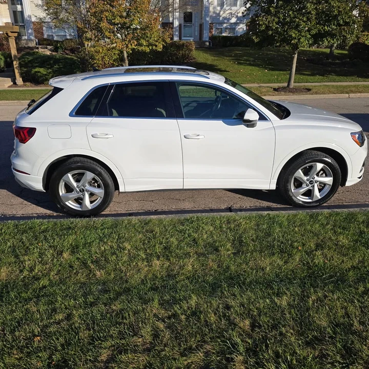 2021 Audi F3 Q3 - Image 10 of 11