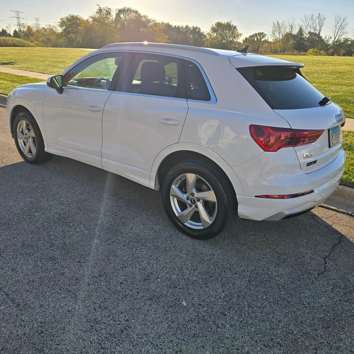 2021 Audi F3 Q3 - Image 9 of 11