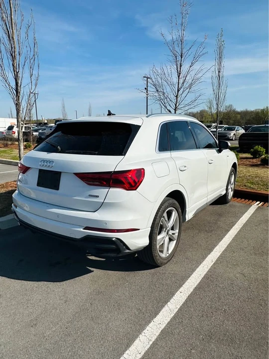 2021 Audi F3 Q3 - Image 4 of 4