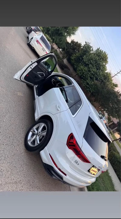 2021 Audi F3 Q3 - Image 3 of 8